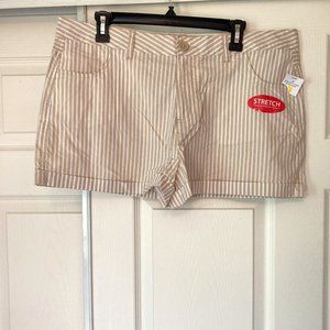 NWT Mix & Co Womens Khaki White Beige Stripe woven short Stretch Pockets Size L